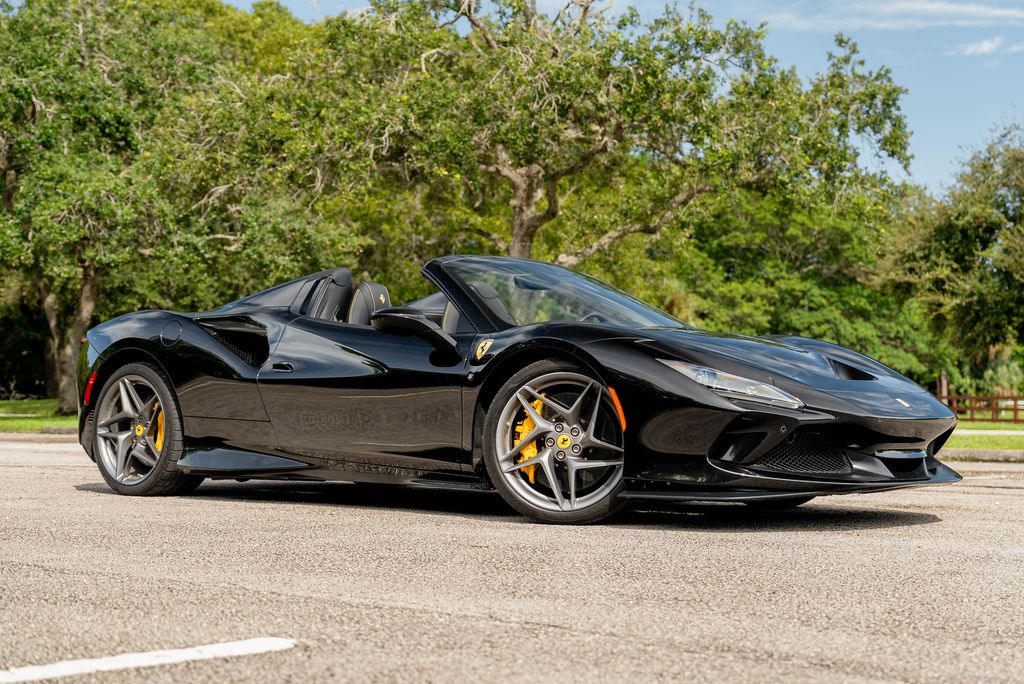 2023 Ferrari F8 Base photo