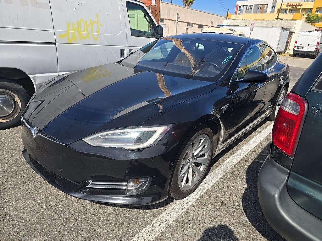 2016 Tesla Model S 70D photo