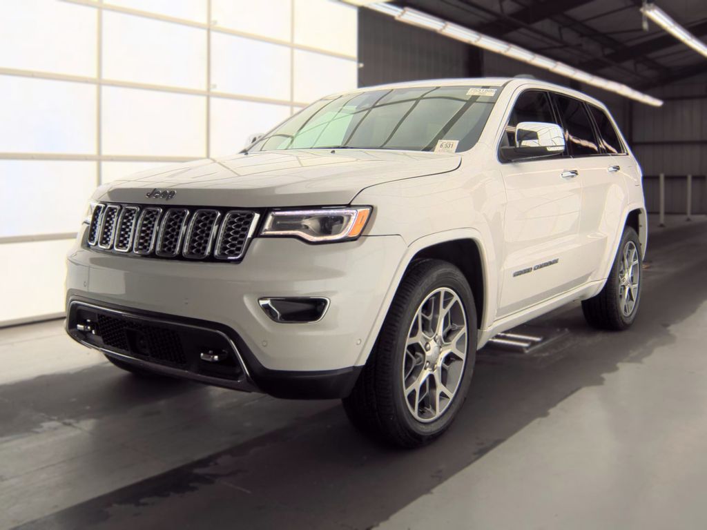 2021 Jeep Grand Cherokee Overland photo