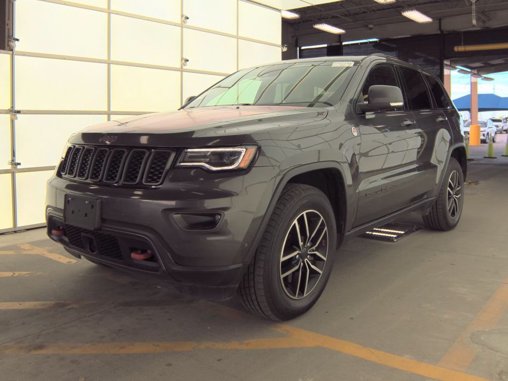 2019 Jeep Grand Cherokee Trailhawk photo