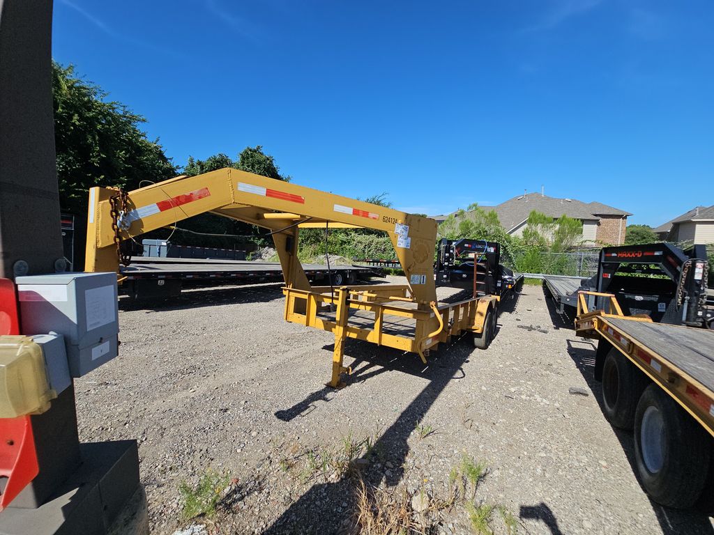 1997 Falcon Flatbed photo