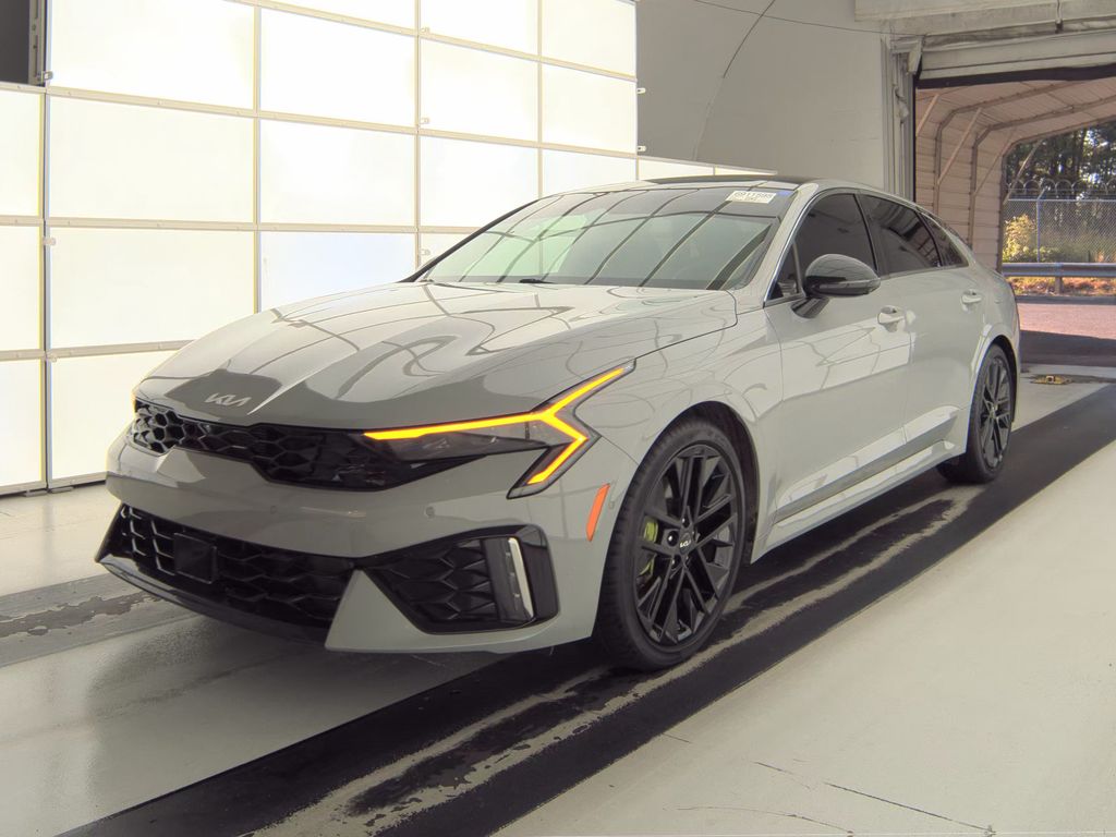 2025 Kia K5 GT photo