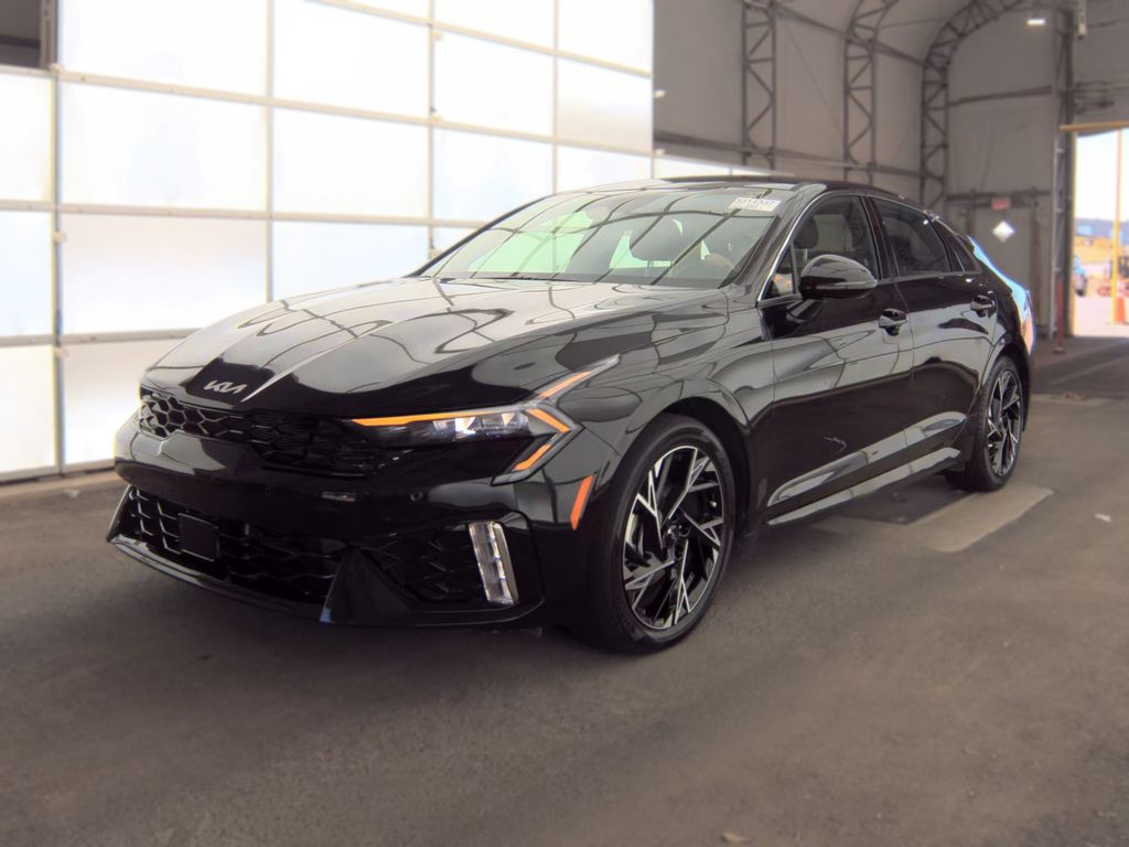 2026 Kia K5 GT-Line photo
