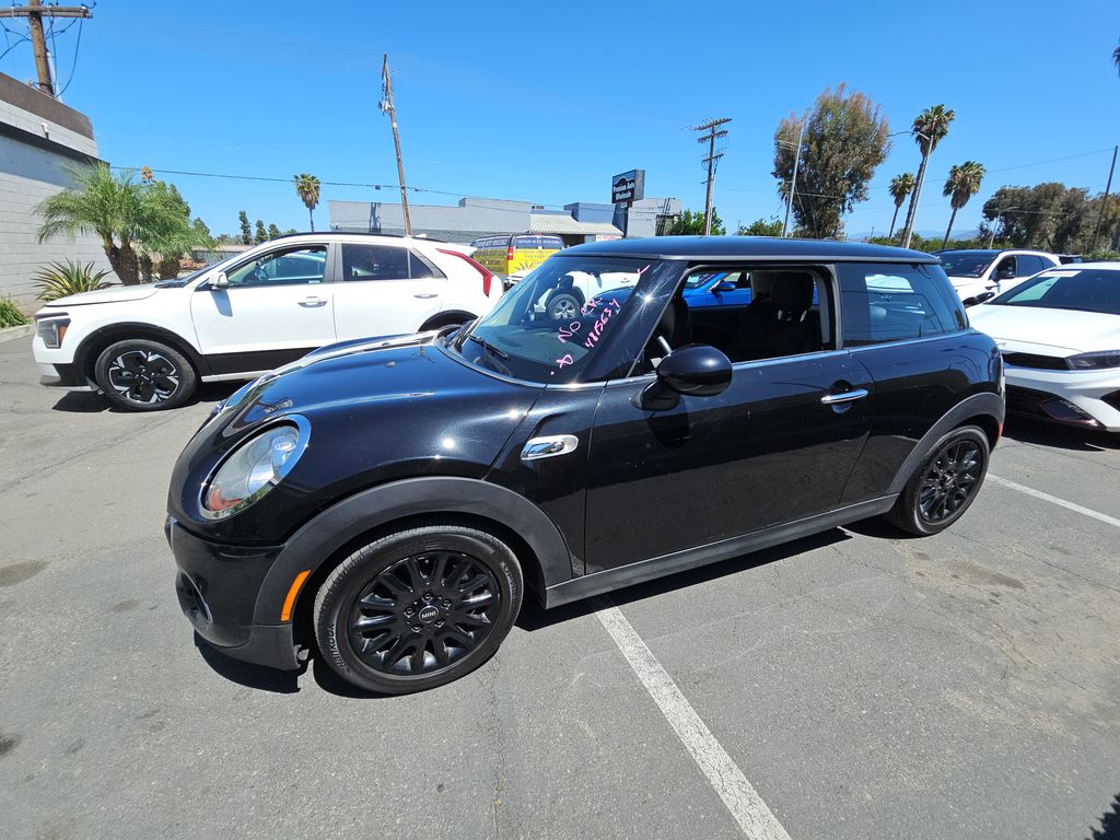 2018 MINI Hardtop Cooper S photo