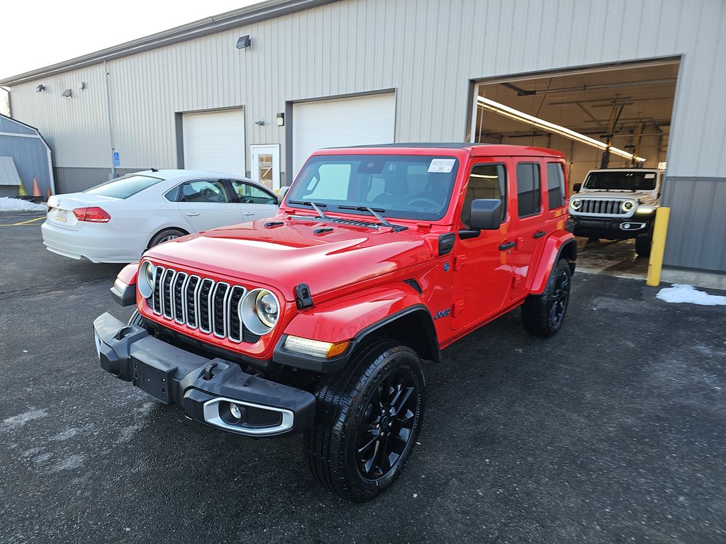 2025 Jeep Wrangler Sahara photo