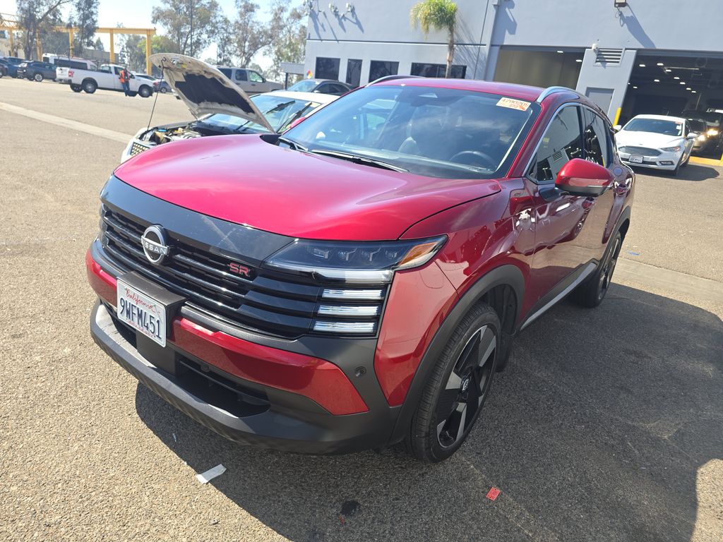 2025 Nissan Kicks SR photo