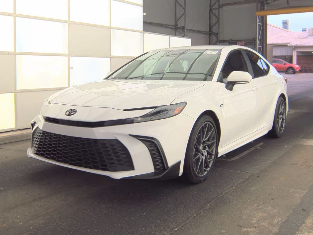 2025 Toyota Camry SE photo