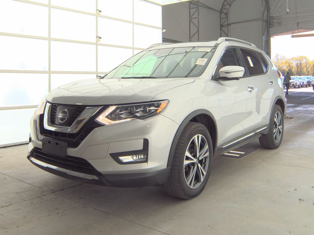2017 Nissan Rogue SL photo