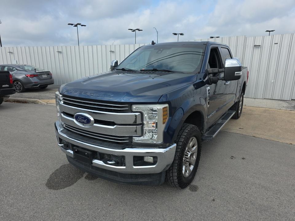 2019 Ford F-250 Lariat photo