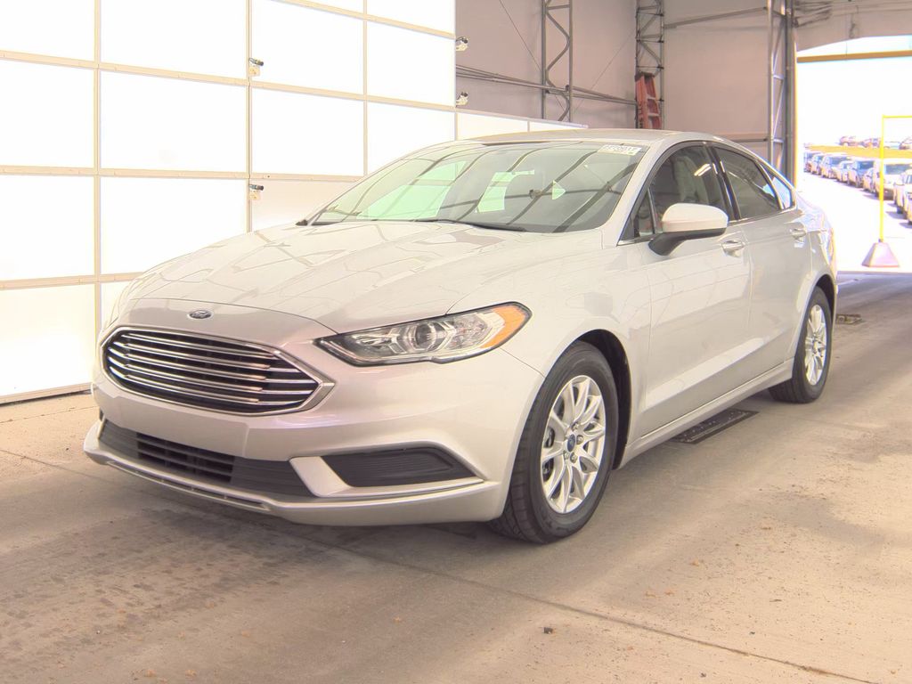 2018 Ford Fusion S photo