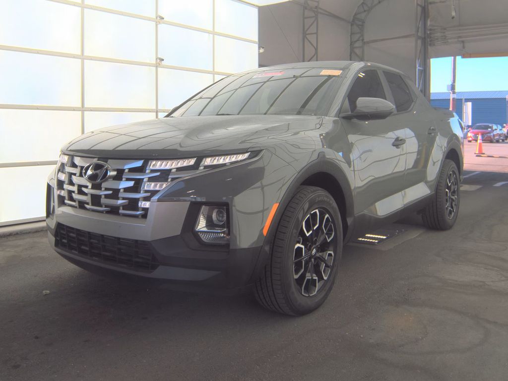 2022 Hyundai Santa Cruz SE photo