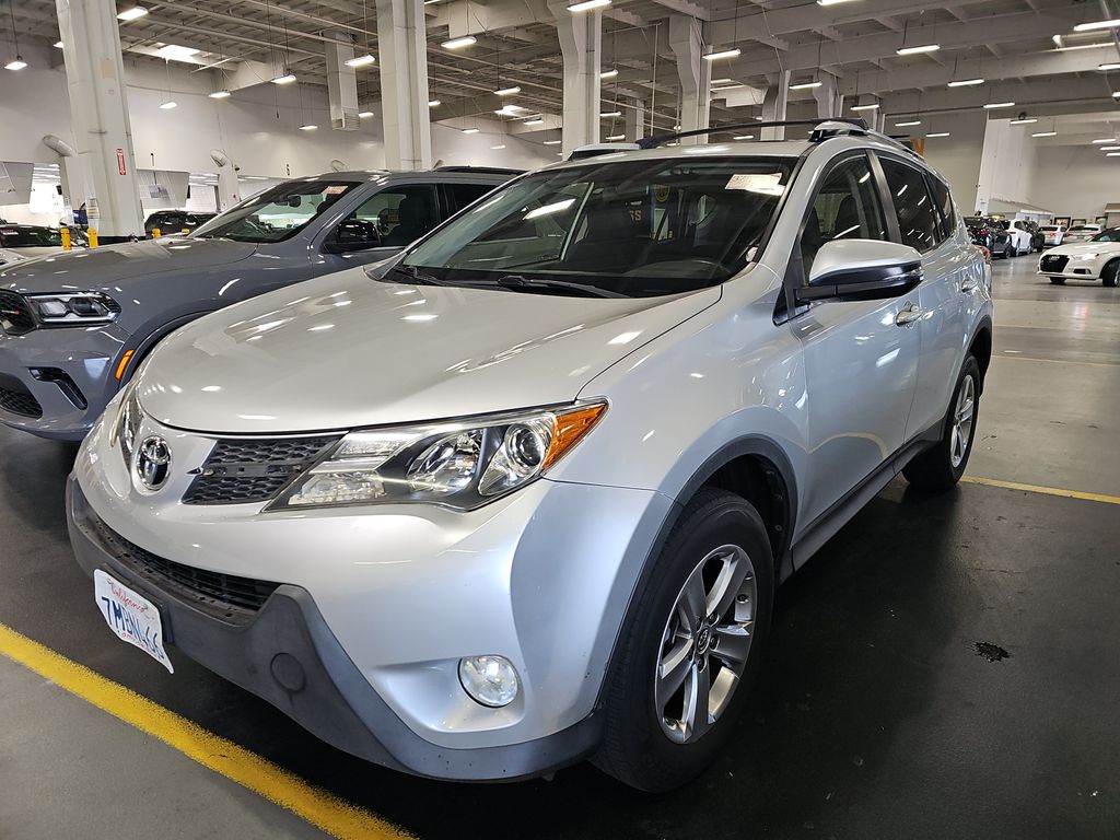 2015 Toyota RAV4 XLE photo