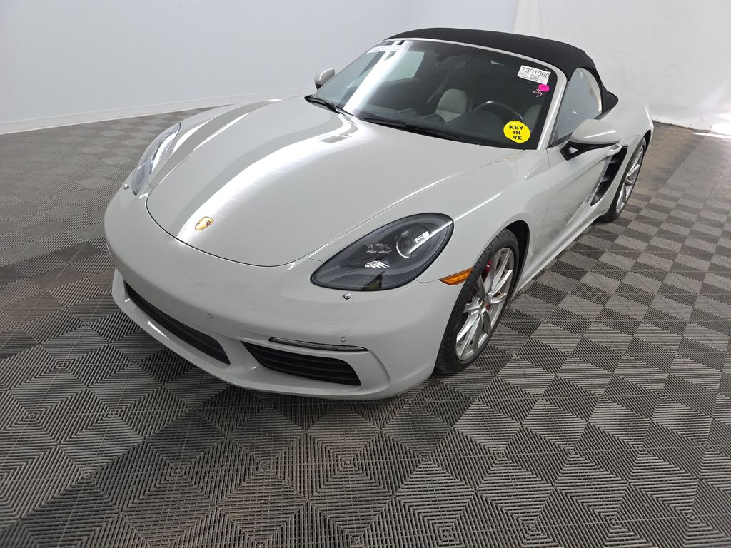 2019 Porsche 718 Boxster S photo