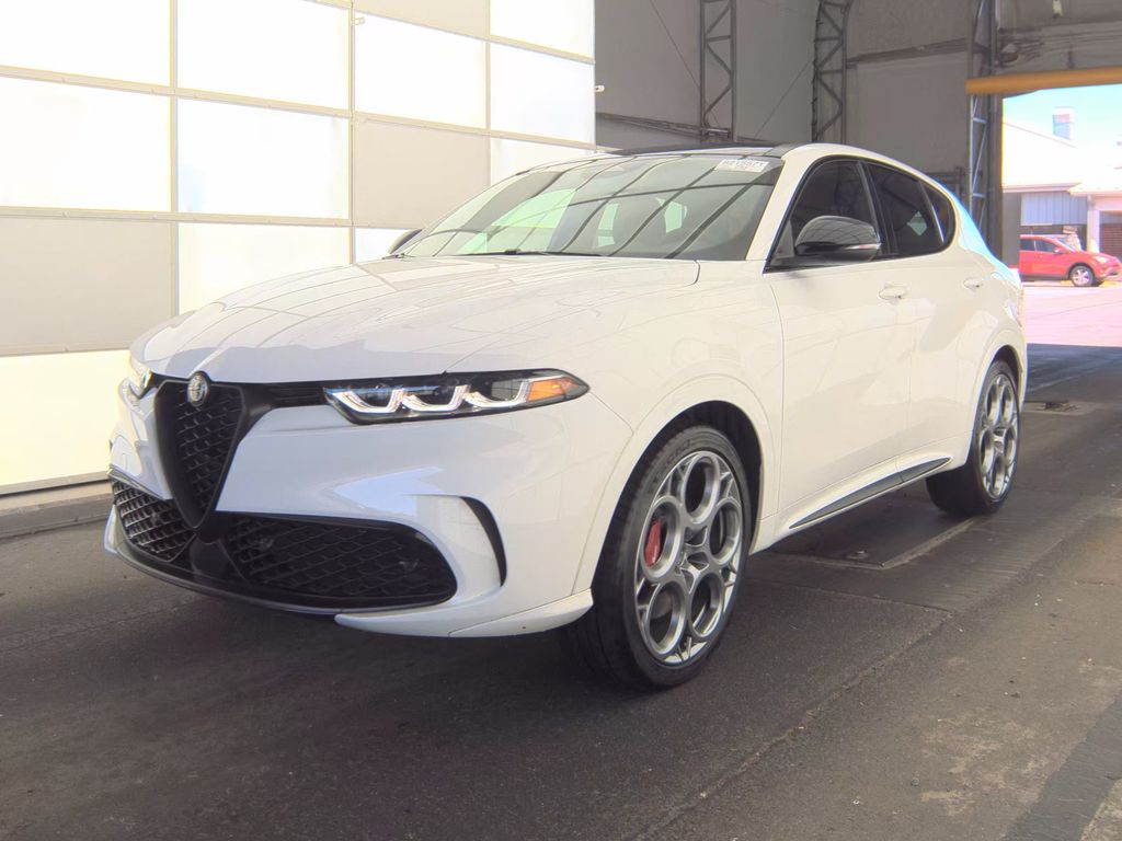 2025 Alfa Romeo Tonale Tributo photo