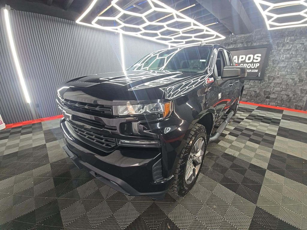 2019 Chevrolet Silverado 1500 RST photo