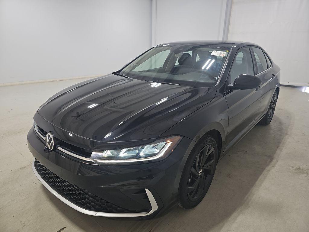 2025 Volkswagen Jetta SE photo