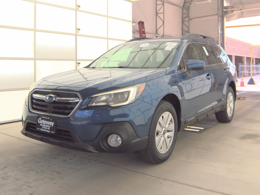 2019 Subaru Outback Premium photo