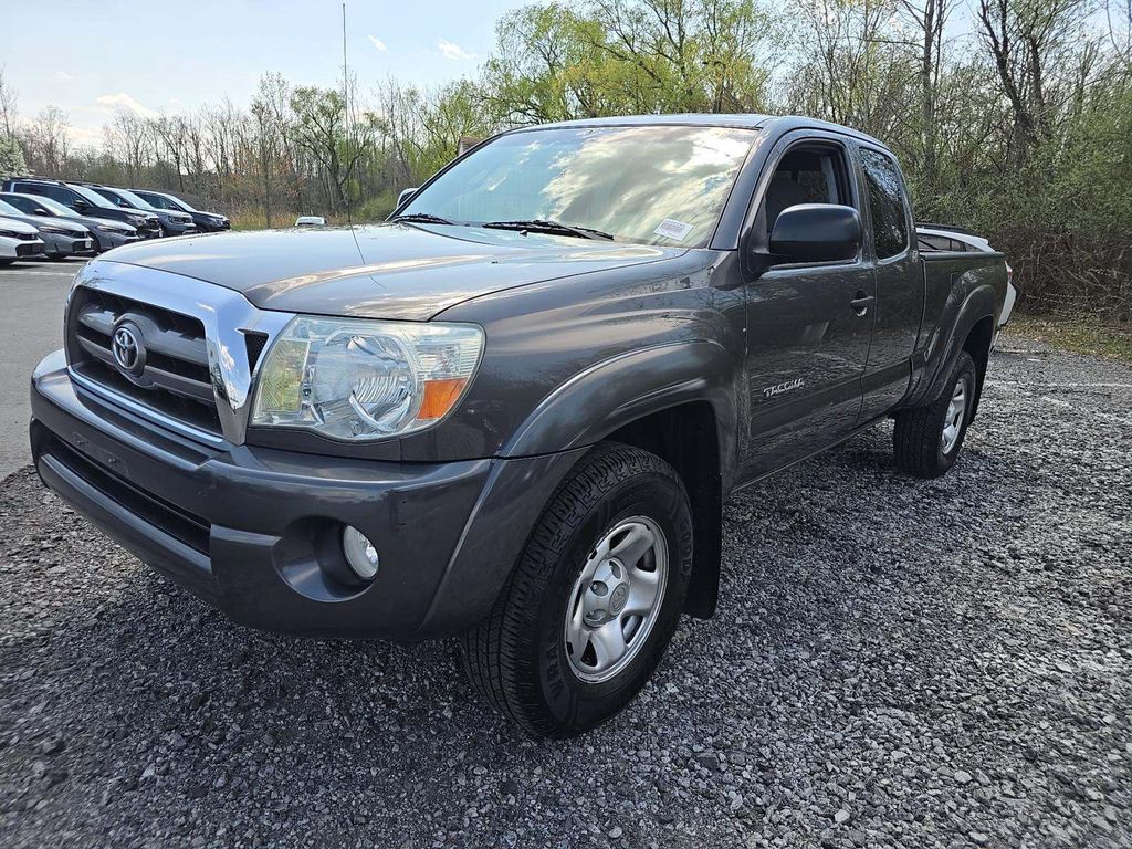 2010 Toyota Tacoma photo
