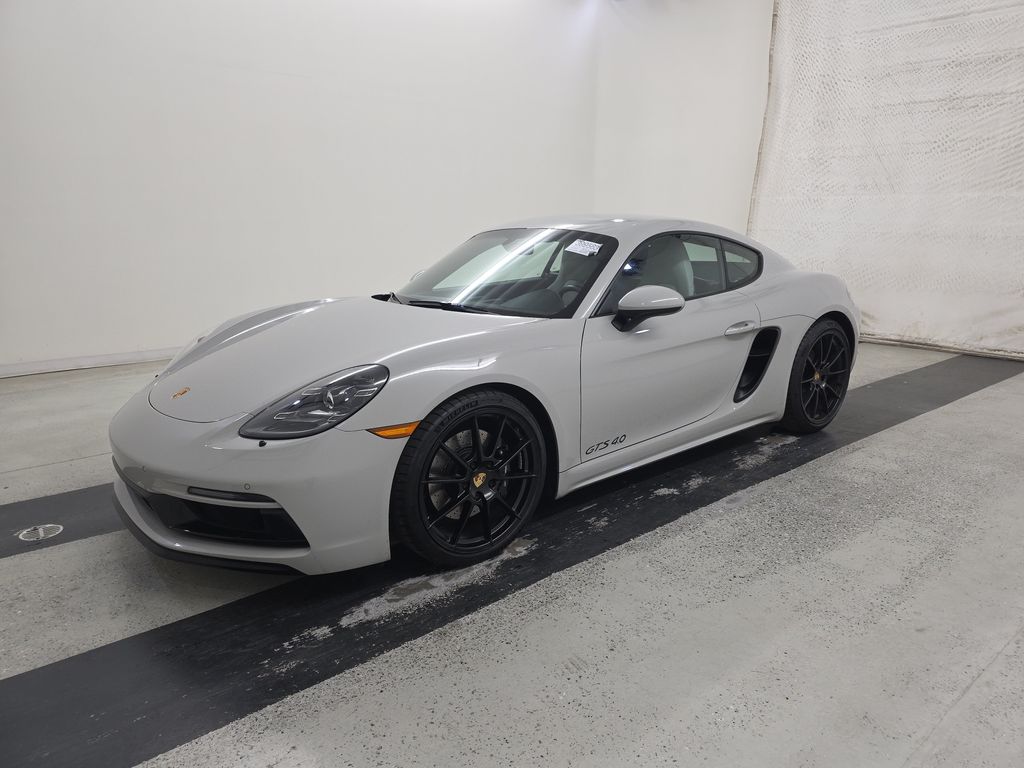 2025 Porsche 718 Cayman GTS photo