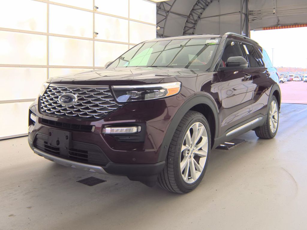 2022 Ford Explorer Platinum photo