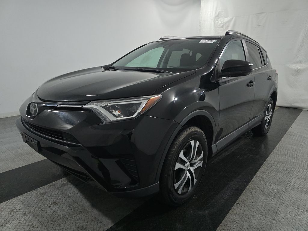 2018 Toyota RAV4 LE photo