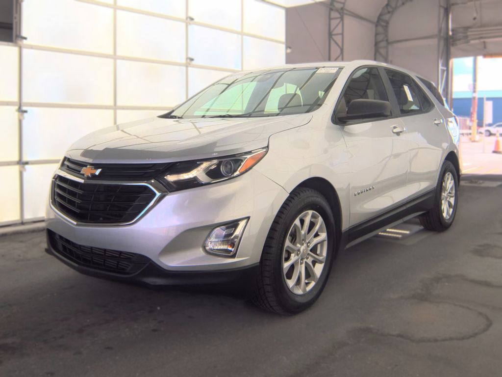 2021 Chevrolet Equinox LS photo