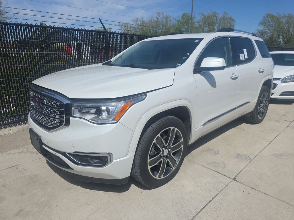 2019 GMC Acadia Denali photo