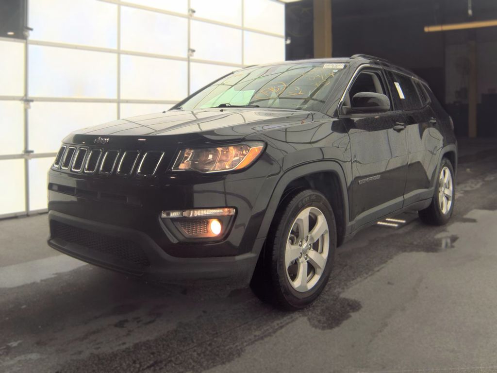 2021 Jeep Compass Latitude photo