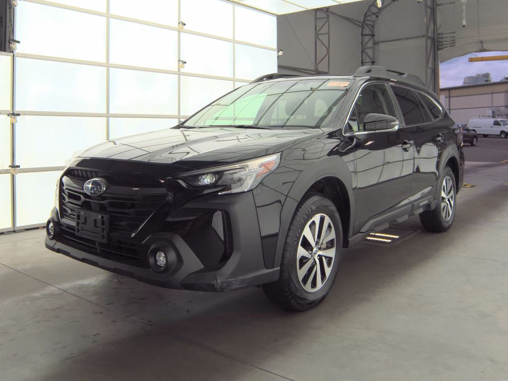 2025 Subaru Outback Premium photo
