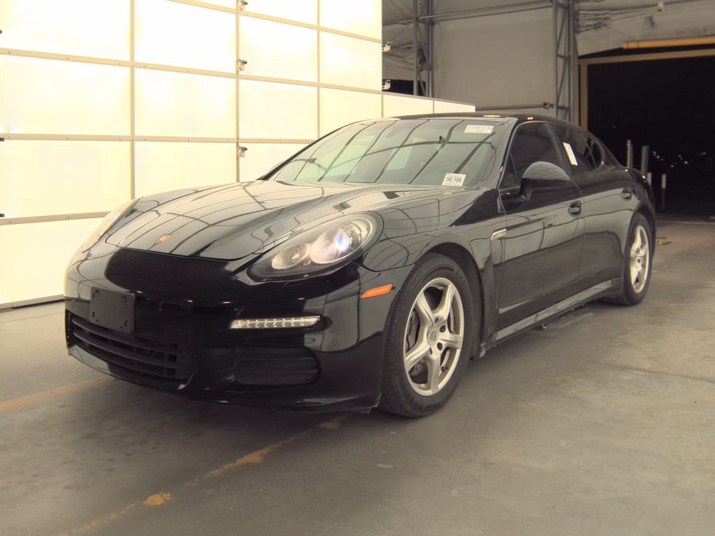 2014 Porsche Panamera 2 photo