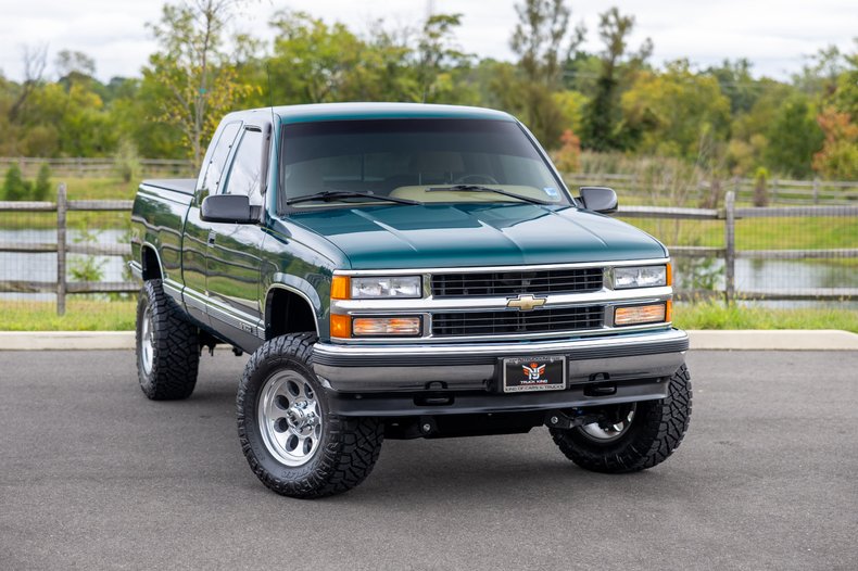 1995 Chevrolet 1500 Base photo