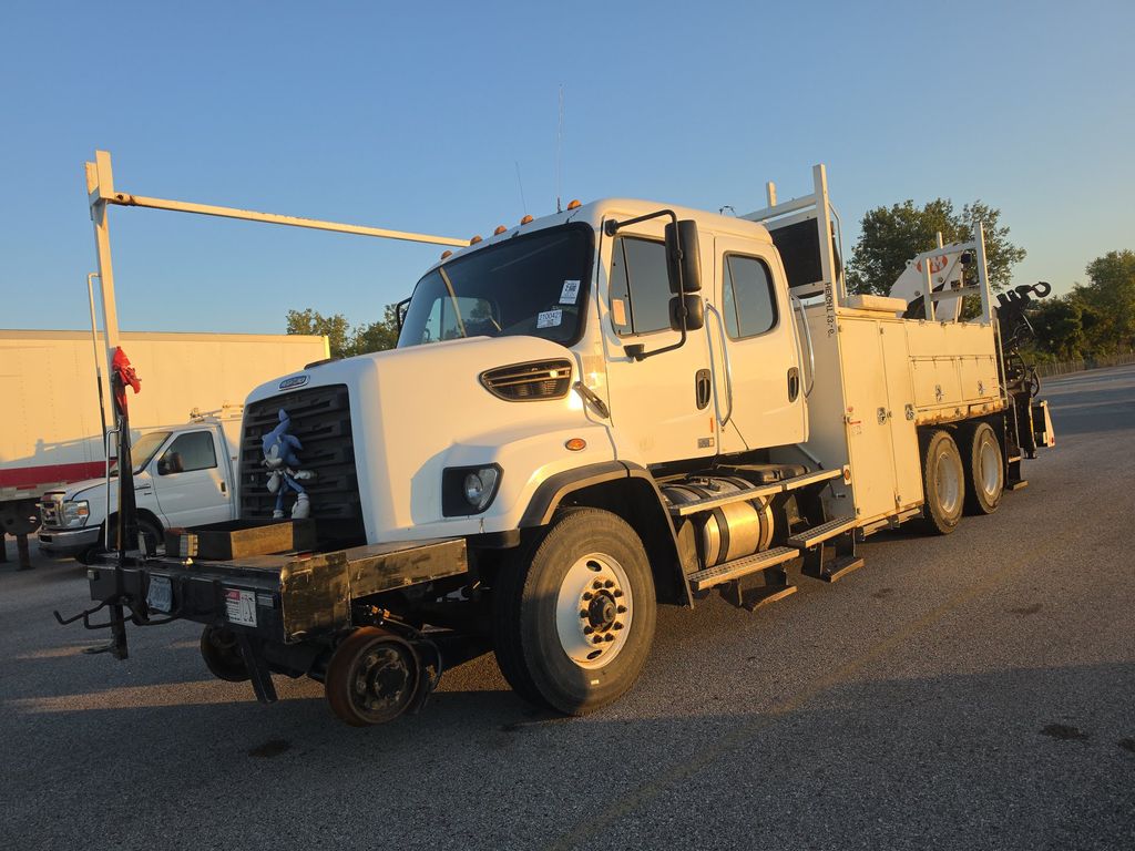 2016 Freightliner 108SD photo