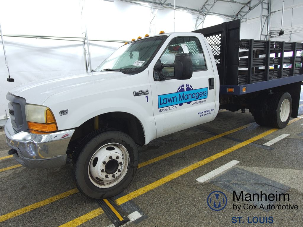 1999 Ford F-450 XLT photo