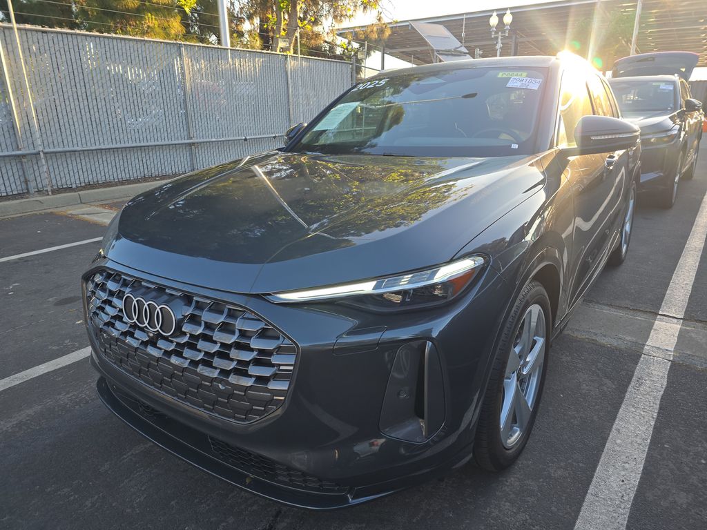 2025 Audi Q5 Prestige photo