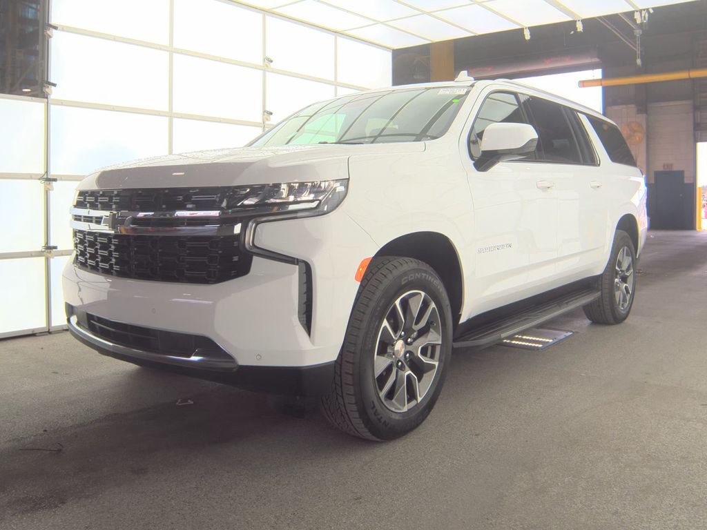 2024 Chevrolet Suburban LS photo