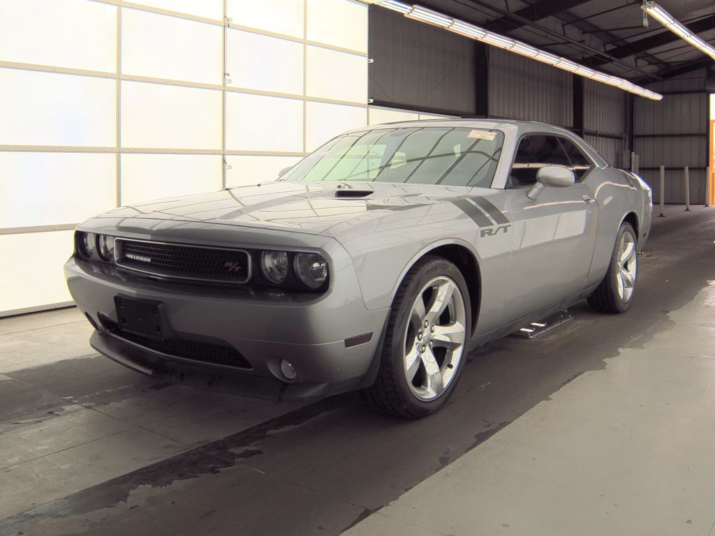 2013 Dodge Challenger R/T photo