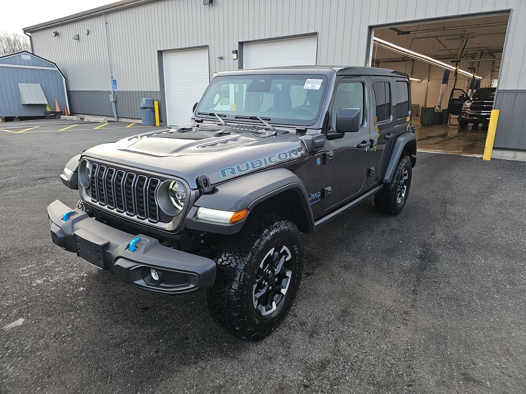 2025 Jeep Wrangler Rubicon photo
