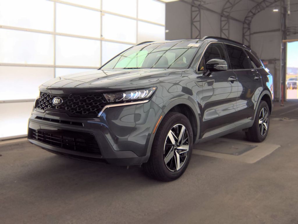 2021 Kia Sorento S photo