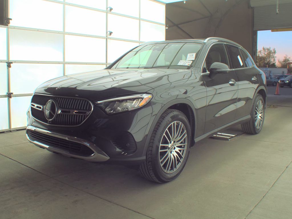 2025 Mercedes-Benz GLC GLC 300 photo