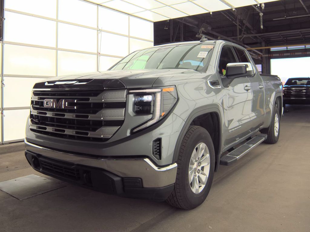 2023 GMC Sierra 1500 SLE photo