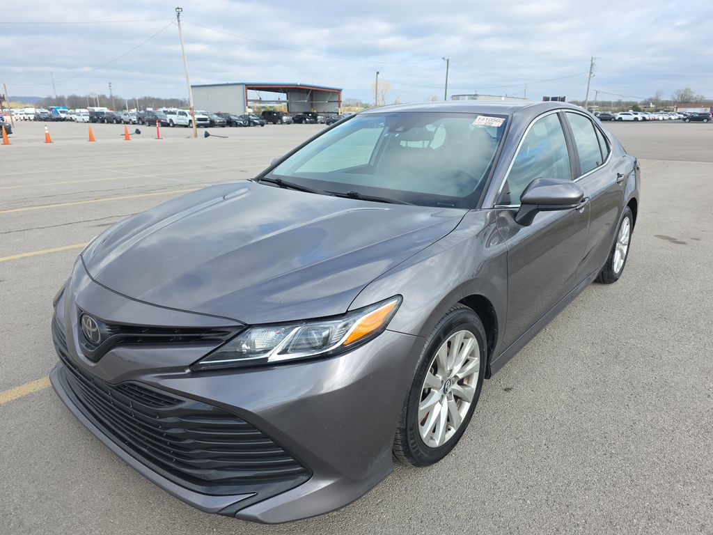 2019 Toyota Camry LE photo