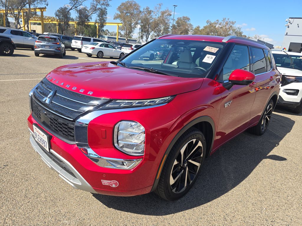 2023 Mitsubishi Outlander GT photo