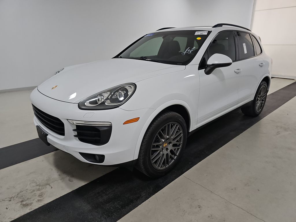 2018 Porsche Cayenne Platinum photo